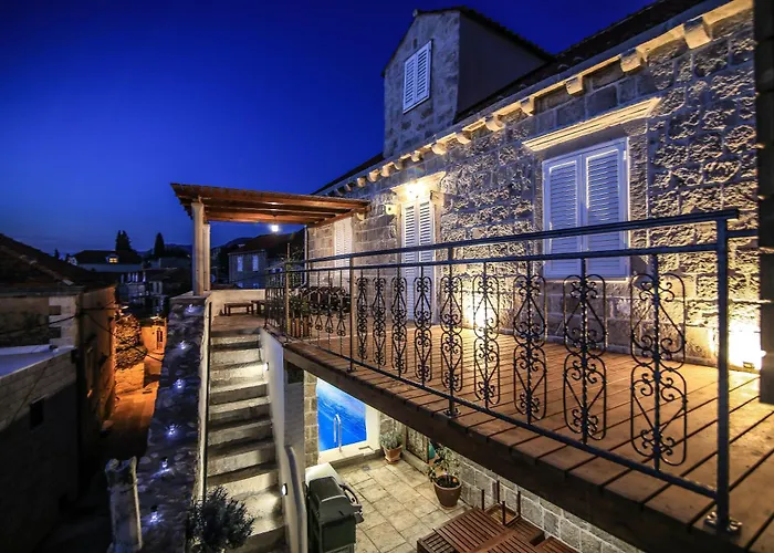 Mima Villa *